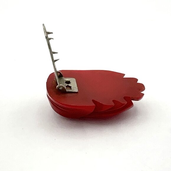 Vintage Bakelite Dress Fur Clip Brooch Pin / Artistic Design  BAKELITE dress clip - vintage red deeply carved asymmetric leaves brooch pin